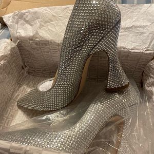 Steve Madden Zana Rhinestone Pump